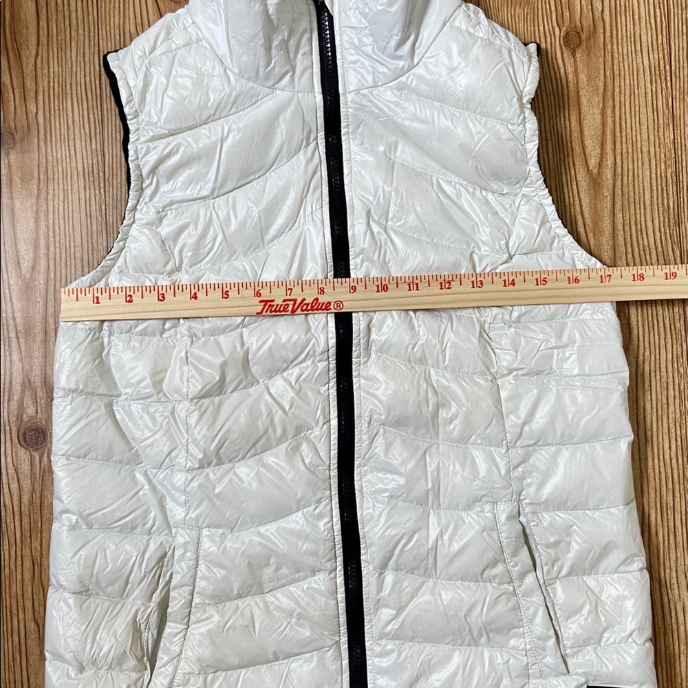 Calvin Klein white/black Placket Vest Large - Picture 4 of 4